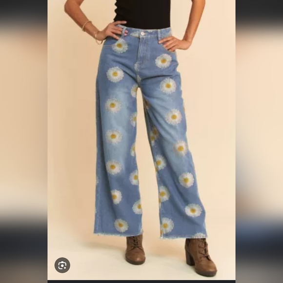 DAVI & DANI Denim - NWT Davi &Dani Blue Floral Women's Jeans_3XL_22-24